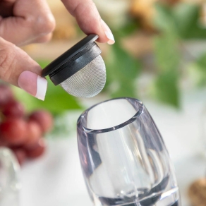 Aerator za vino s filtrom