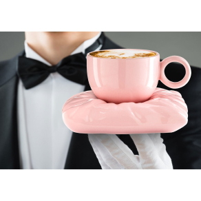 Skodelica za kraljico – Royal Cup
