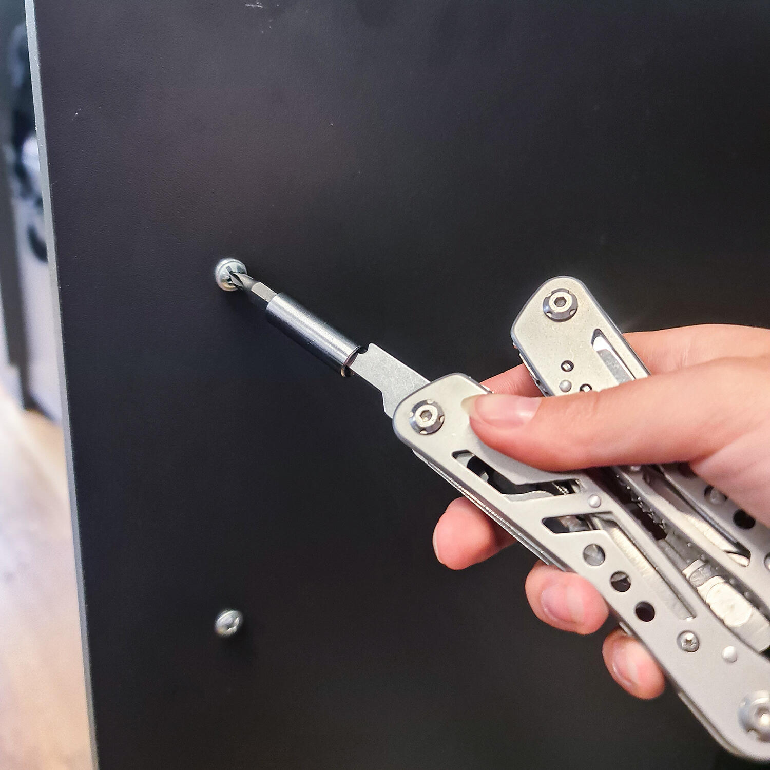13u1 Multitool